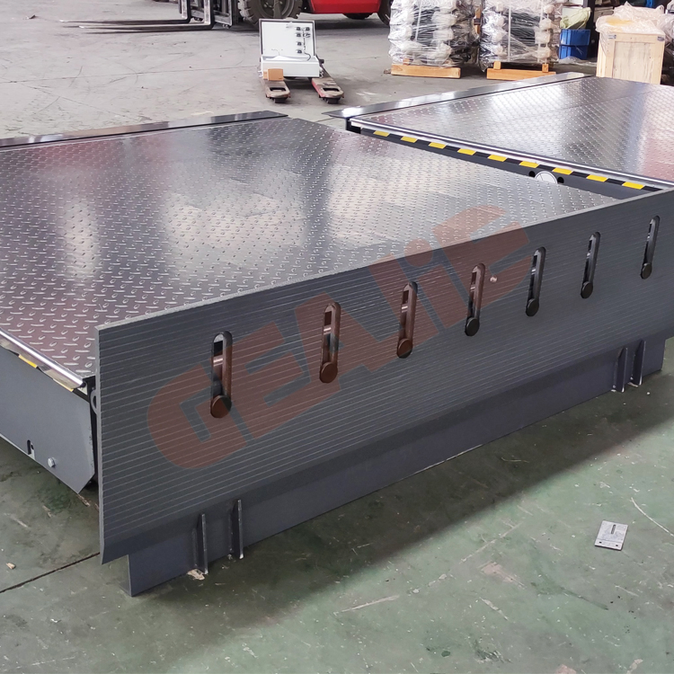 Truck Loading Platform Vertical Storing Warehouse Unloading Dock Leveler