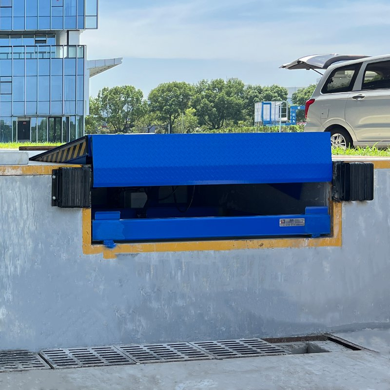 Pit Mounted Dock Leveler for Loading Bays Ensuring Stable Cargo Transfer Efficiency