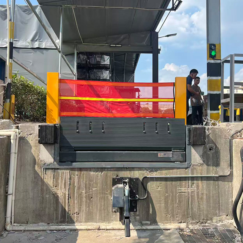 Industrial Dock Leveler with Anti-Slip Lip Plate for Safe Loading Bays