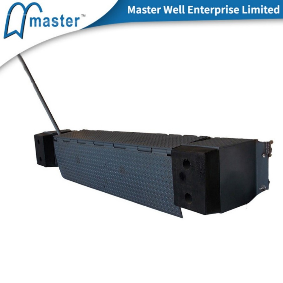 Pit Face Mounted Triad Mini Edge of Dock Leveler for Warehouse