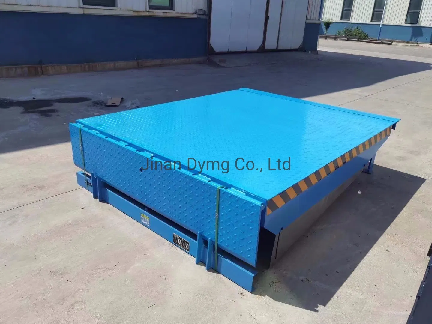 Dymg 8t Electric Automatic Stationary Dock Leveler Forklift Loading/Truck Loading and Unloading Platform