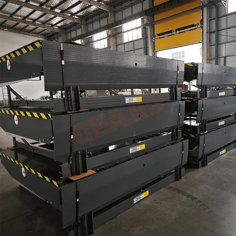 Top-Rated Loading Dock Equipment 8tons Loading Electric Hydraulic Dock Leveler