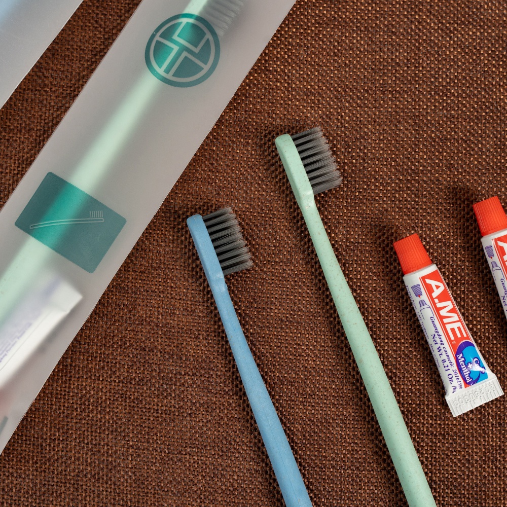 Eco Friendly Hotel Toothbrush Bamboo Biodegradable Guest Oral Care Sustainable Green Travel Dental Kit Zero Waste Supplies
