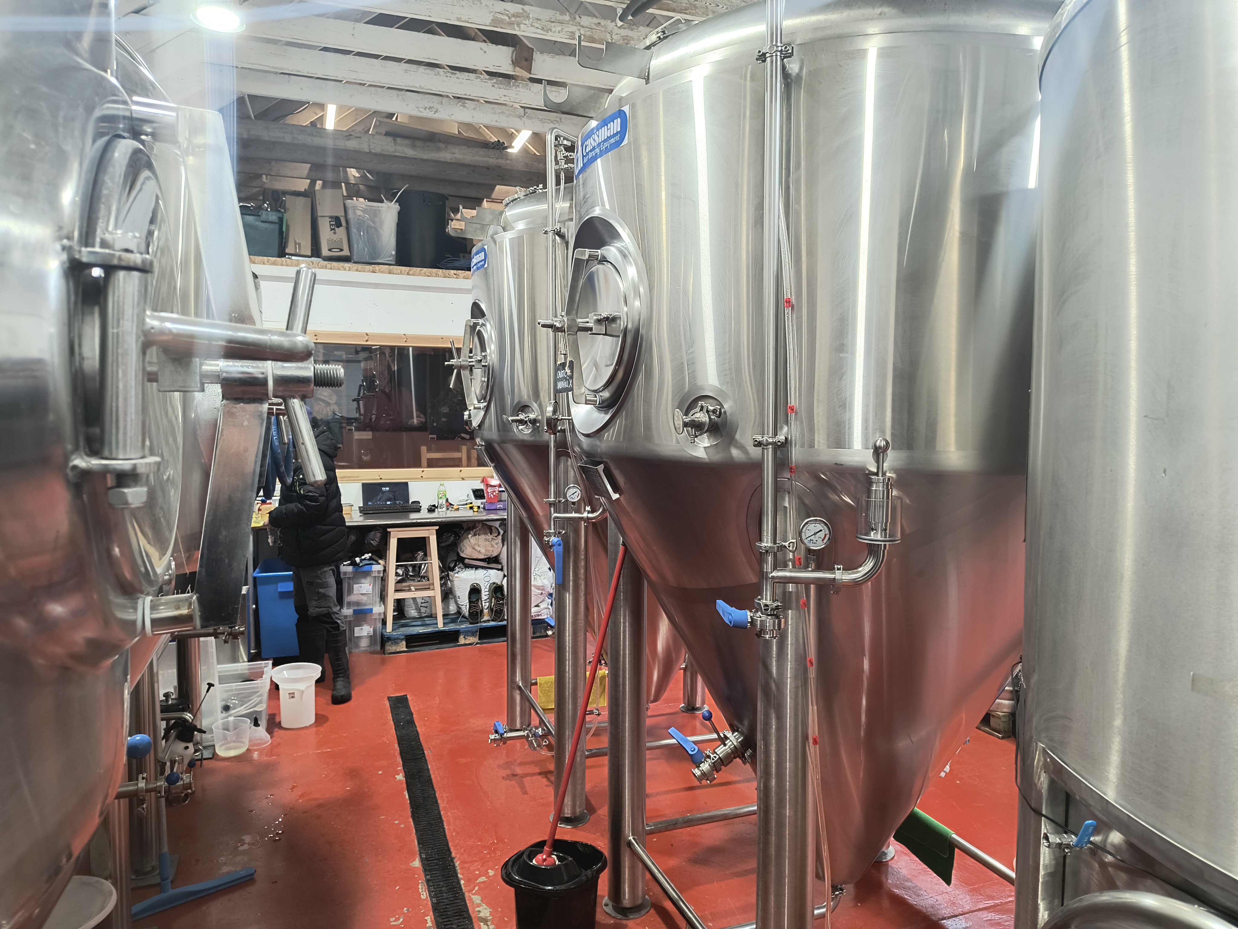 Cassman 1000L 2000L Conical Jacketed Fermenter Stainless Steel 304 Commercial Beer Brewing Equipment With Pump