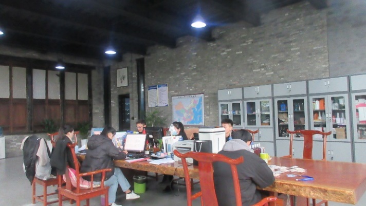 Exhibition View 4