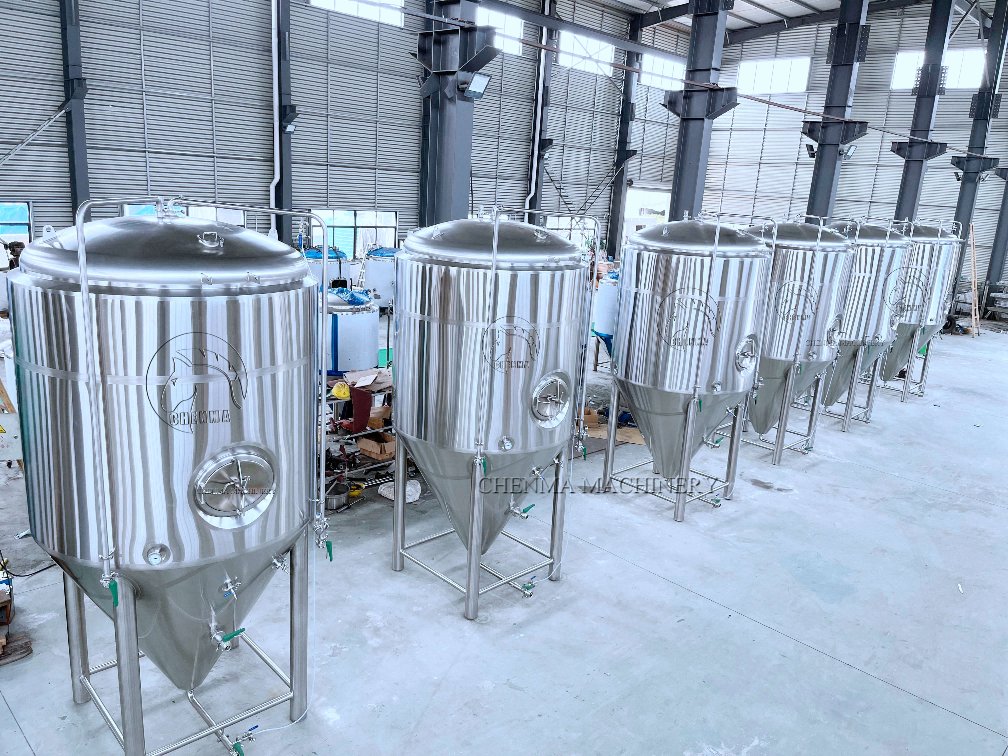 Stainless Steel Tank Detail
