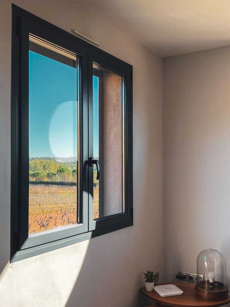 High Quality Casement Aluminum Window with Insulation and Durability