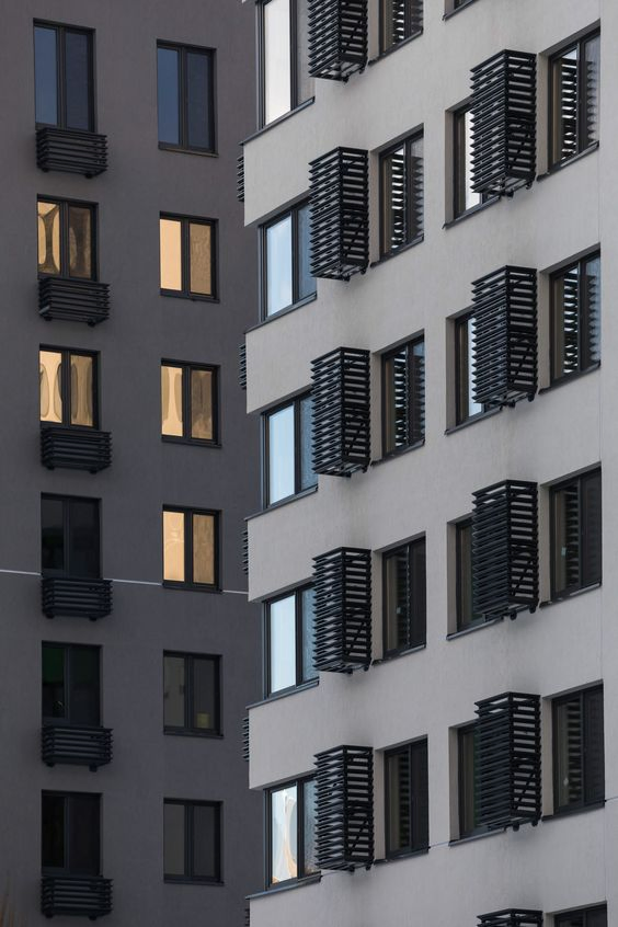 Foshan Customized Best Quality Air Conditioner Aluminum Louvre Window Aluminium Blind Shutter Jalousie Windows and Doors Price