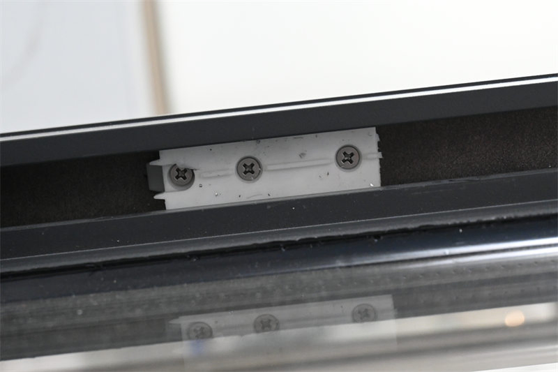 High Quality Double Hung Windows with Customizable Color and Size