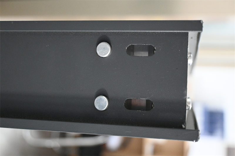 High Quality Double Hung Windows with Customizable Color and Size