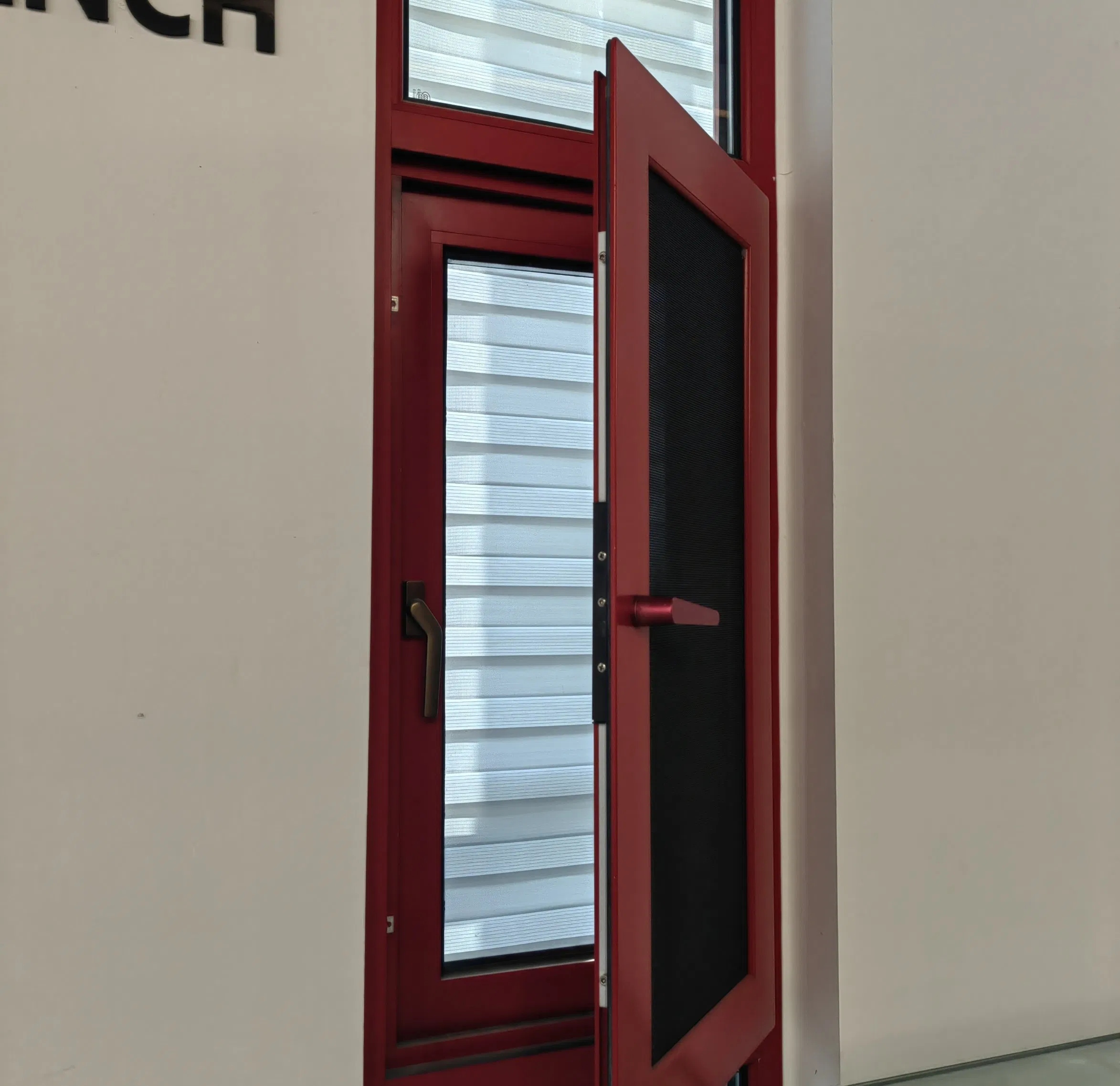 Multi-Cavity Soundproof Aluminum Casement Window Ultra Wide Insulation Strips