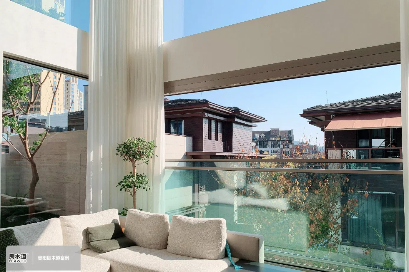 2025 Latest Energy Efficient Automatic Vertical Slide Electric Lift up Double Glass Aluminum Aluminium Frame Single Hung Window for Balcony Livingroom