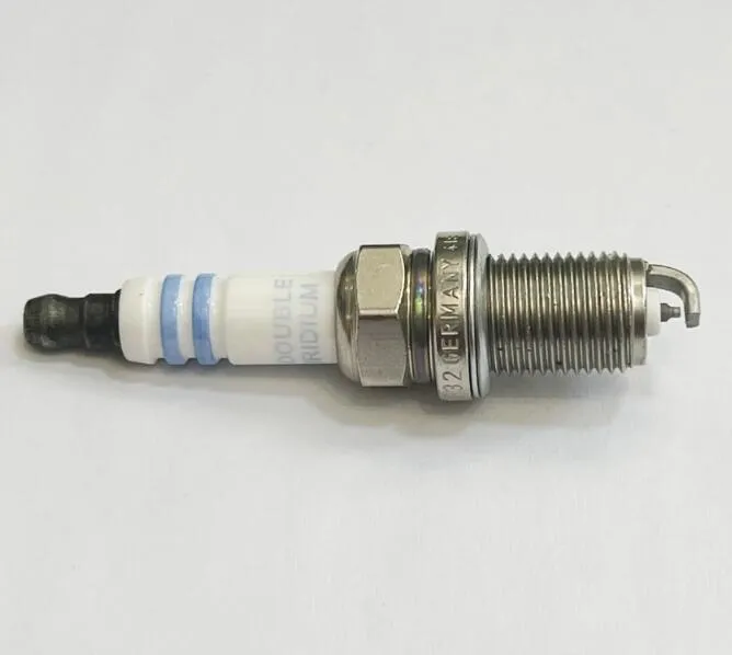 Vela de Ignição Bujias Fr3kii332 Motor a Gás Natural 0242255511