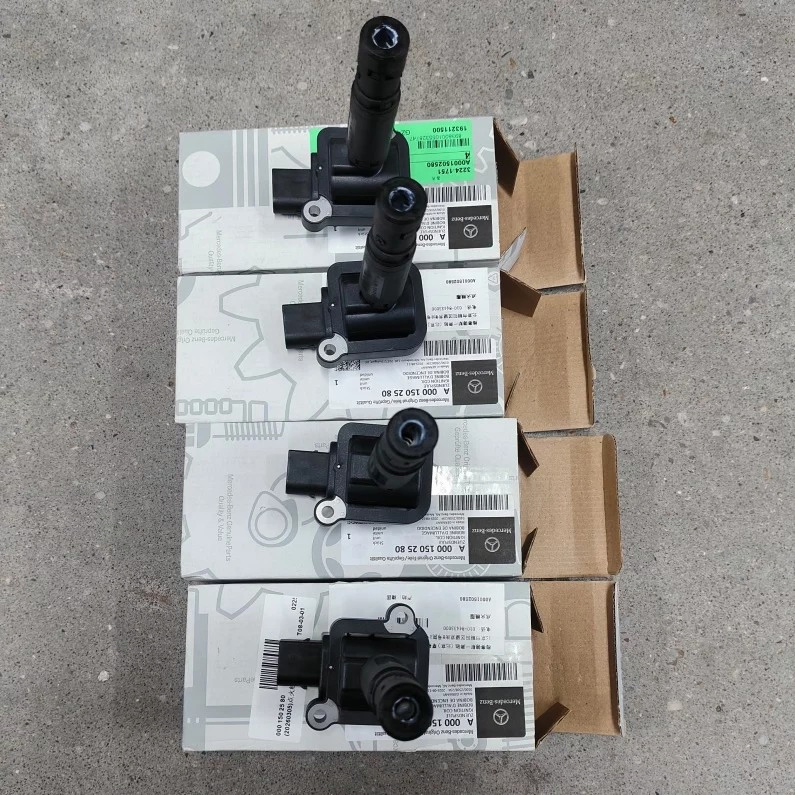 Bobina de Ignição A0001502580 para Mercedes C E Glk Glc Gle Ml Vela de Ignição Alta Tensão OEM Atacado Peça de Auto Peça de Reposição Peça de Carro