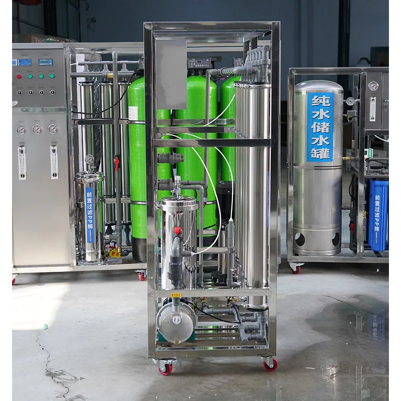 Sistema de Filtração de Água por Osmose Reversa com uma Capacidade de 1.5 Toneladas Por Hora