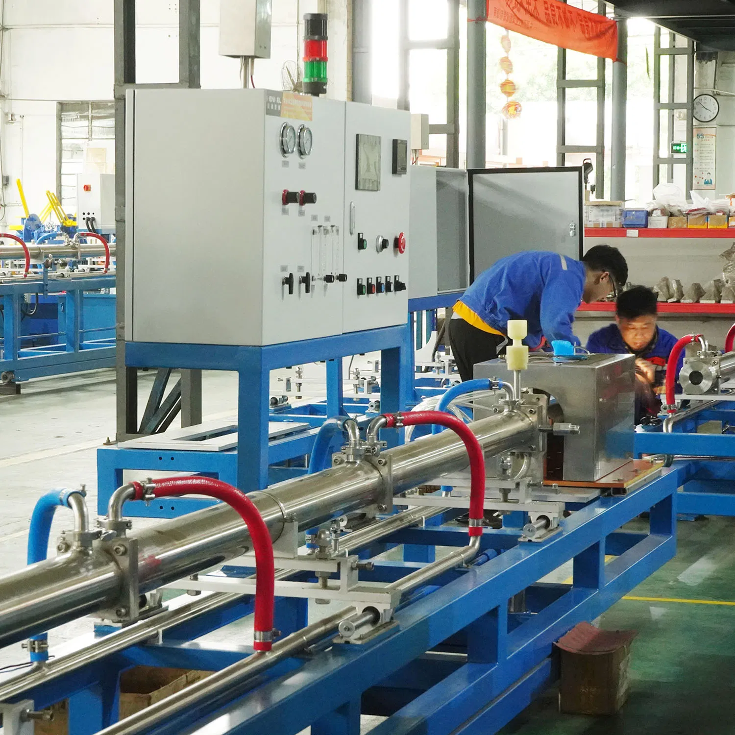 Sistema Avançado de Recocção de Bobina para Processamento Eficiente de Tubos
