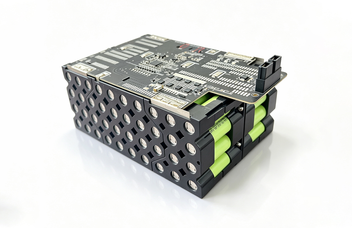 Custom PCBA case – BMS and power control boards designed by SPKSTAR