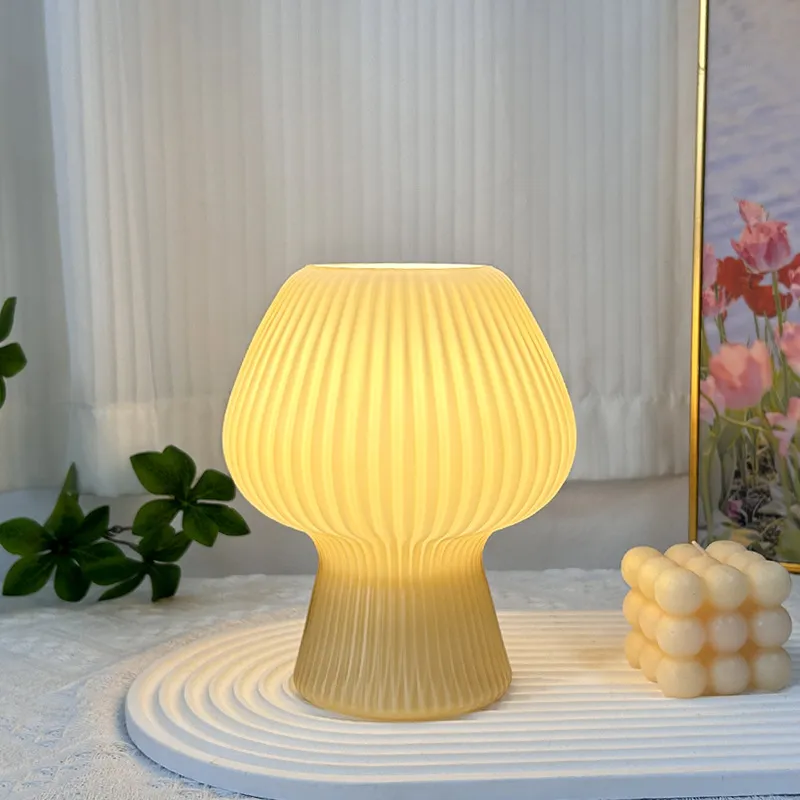 Bauhaus Glass Lamp 5