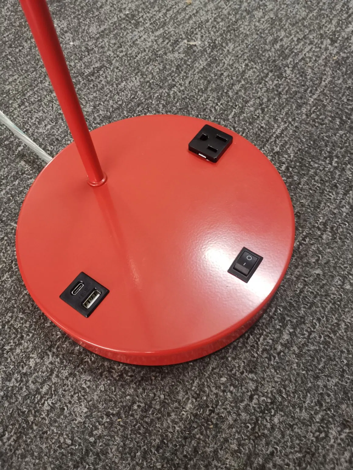 Super 8 Innov8te 2.0 by Wyndham Guestroom Red Desk Lamp with USB Charging Port