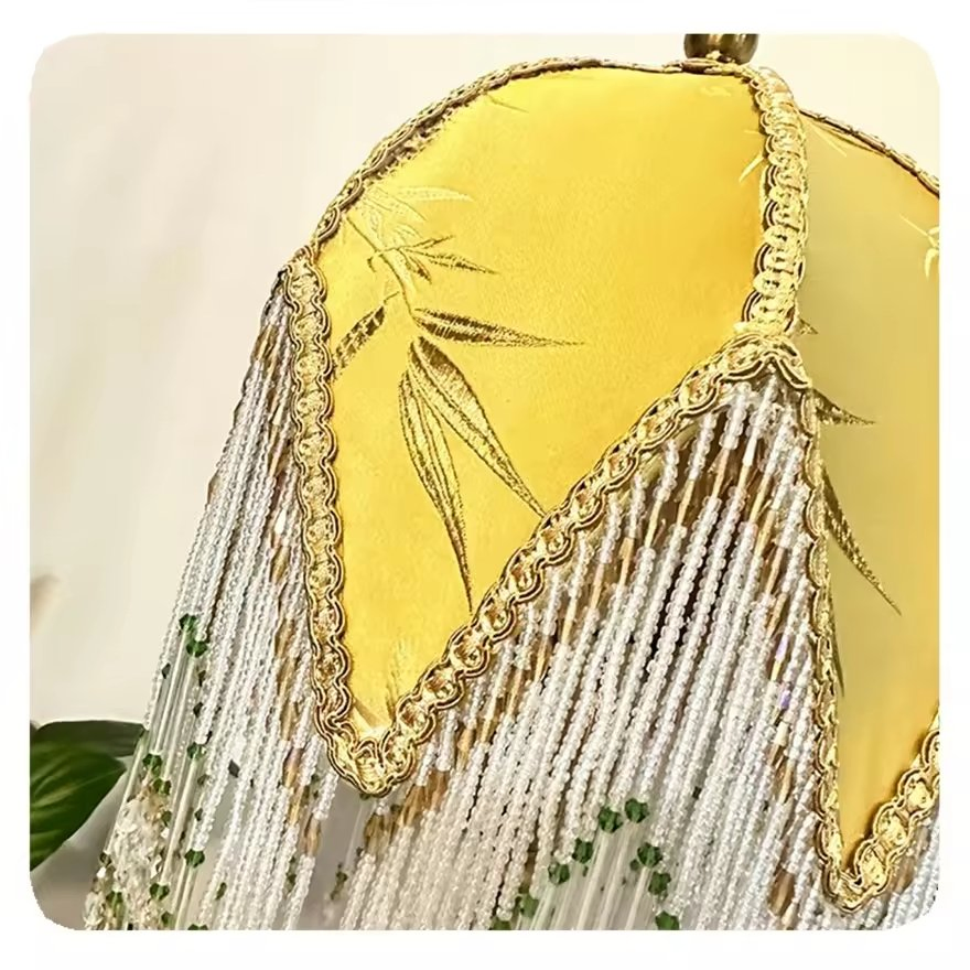 French Style Vintage Retro Bedside Home Decoration LED Metal Tassel Table Lamp