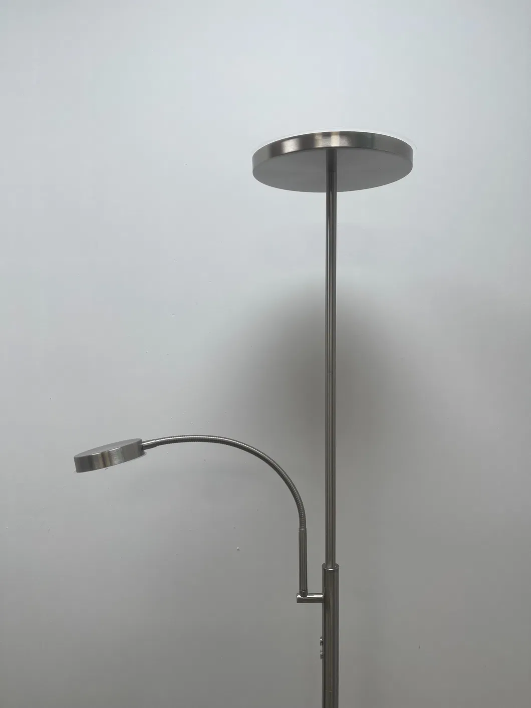 LED Floor Lamp Detail 2