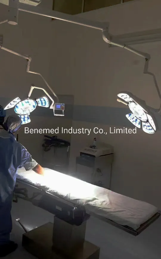 Surgical Lamp Detail 3