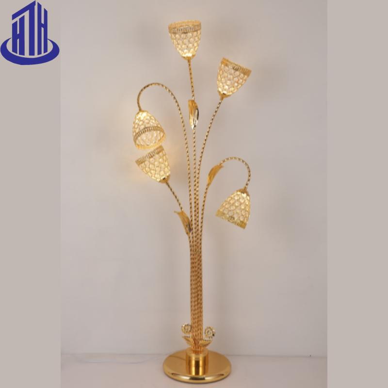 Modern Brass Designer Corner Tall Floor Light for Living Room Bedroom (9018)