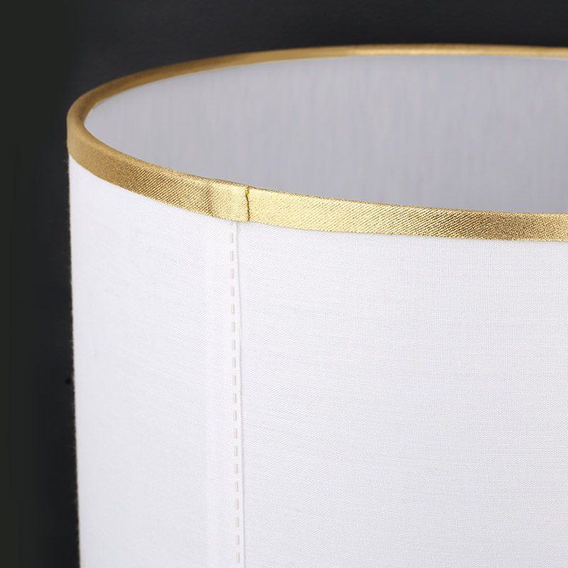 Vibrant Vintage Metal Lantern Table Lamp for Cozy Bedrooms