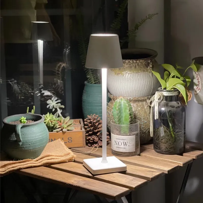 Rechargeable Table Lamp