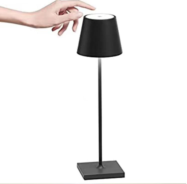 Aluminium Oxidation Alloy Indoor Outdoor Hotel Decorative Cordless Lampara De Escritorio LED Dining Rechargeable Table Lamp with USB Touch Brightness Dimming