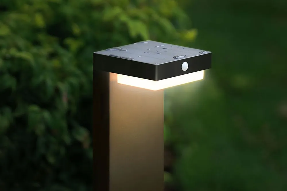 Solar Wall Lamp View 3