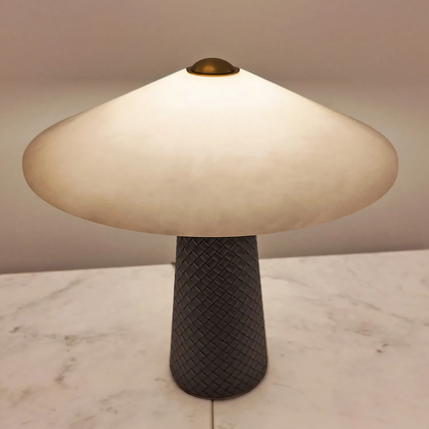 Minimalist Style Natural Marble Leather Eye Caring Table Lamp for Study Living Room Bedroom Desk