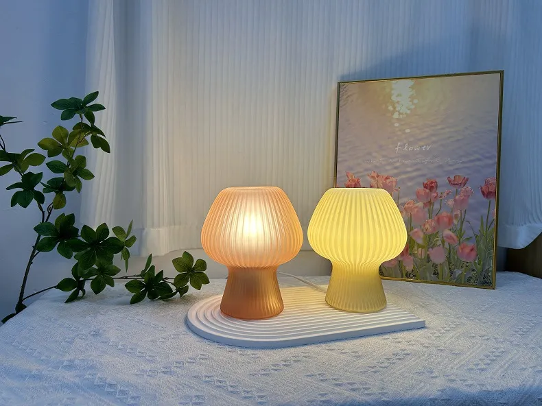 Bauhaus Glass Lamp 1