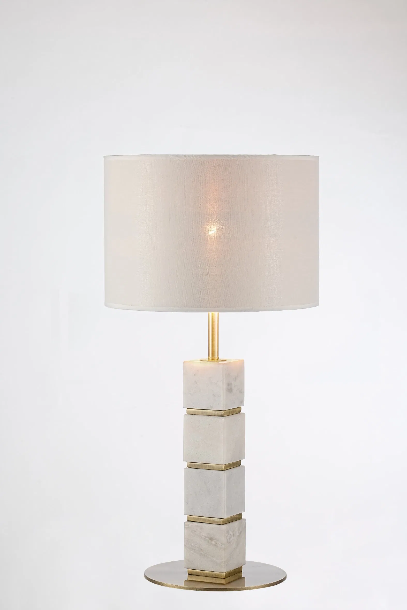 Postmodern Minimalist Reading Light Personality Hotel Bedroom Bedside Crystal Metal Table Lamp