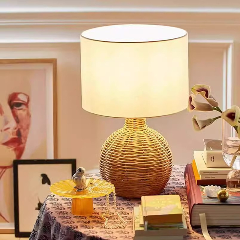 Japanese Willow Weaving Vintage Table Lamp for Bedside Hotel