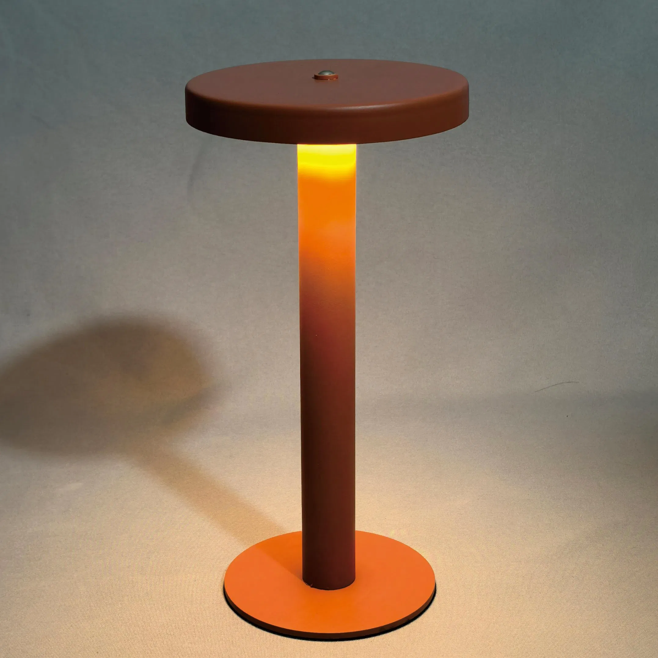 Hisoon New Design Minimalism Ambient Rechargeable Cordless Table Lamp