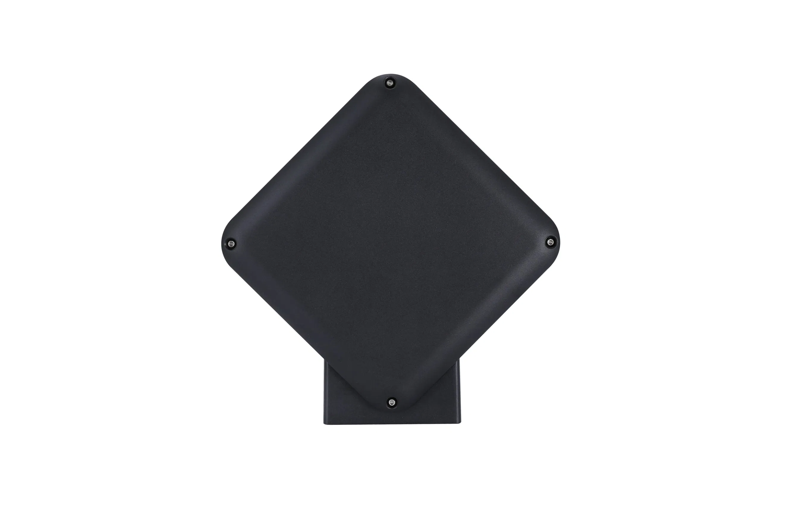 Solar-Powered LED Outdoor Wall Lamp for Energy Efficiency