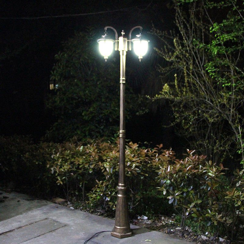 High Class Aluminum Park Vintage Street Lamp Posts Cast Iron Garden Light Pole Manufacturers