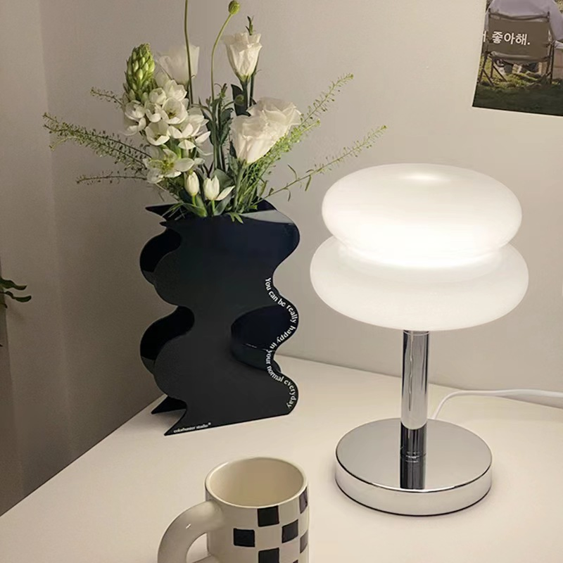 Nordic Table Lamp Solid Glass Atmosphere Night Light Vintage Glass Decorative Lamps Home Decor Luxury