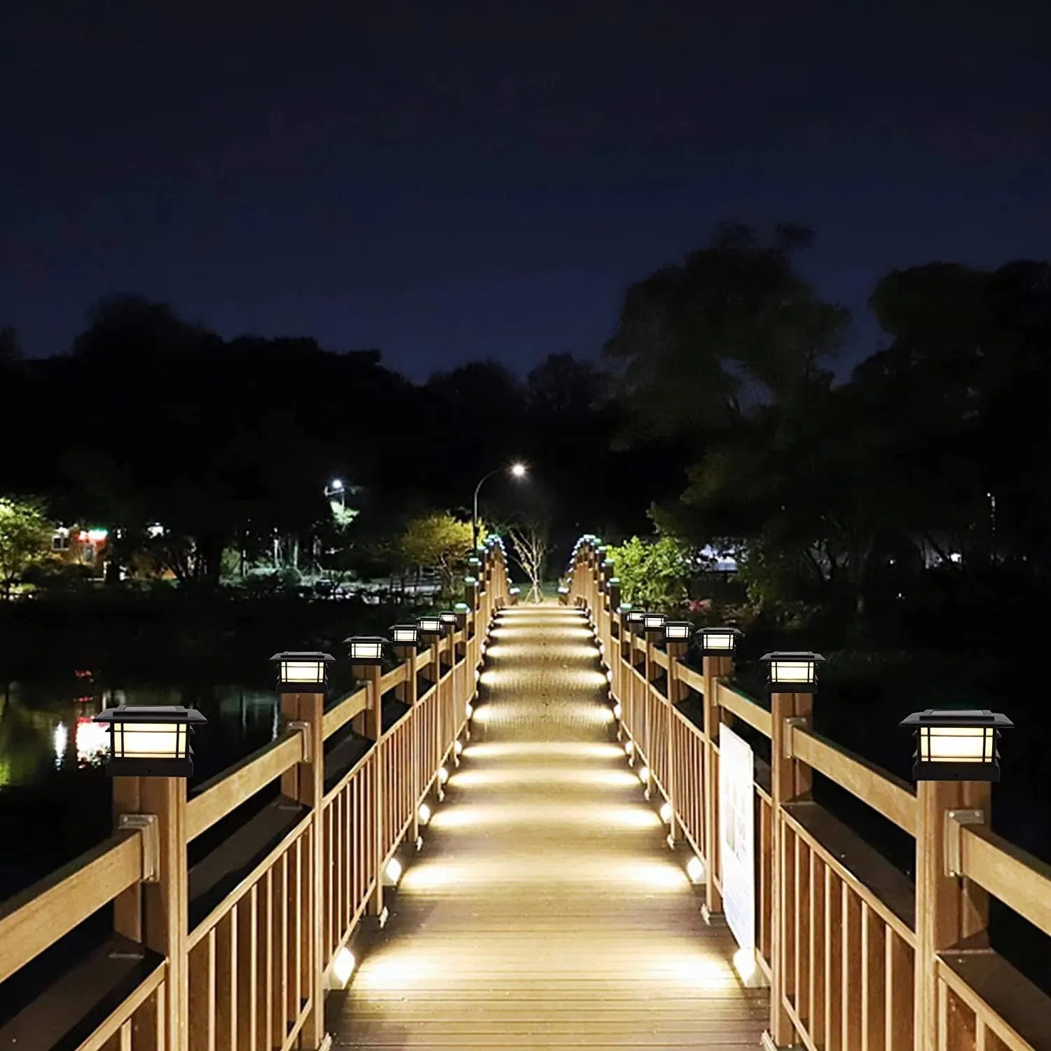 IP65 Outdoor LED Lamp Solar Powered Wall Lamp for Villa Garden