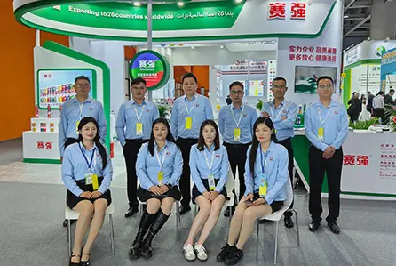 Saiqiang team presenting adhesive solutions at trade fair