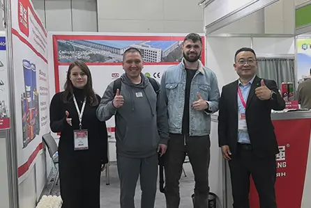 Saiqiang exhibition stand showcasing silicone sealant and PU foam products