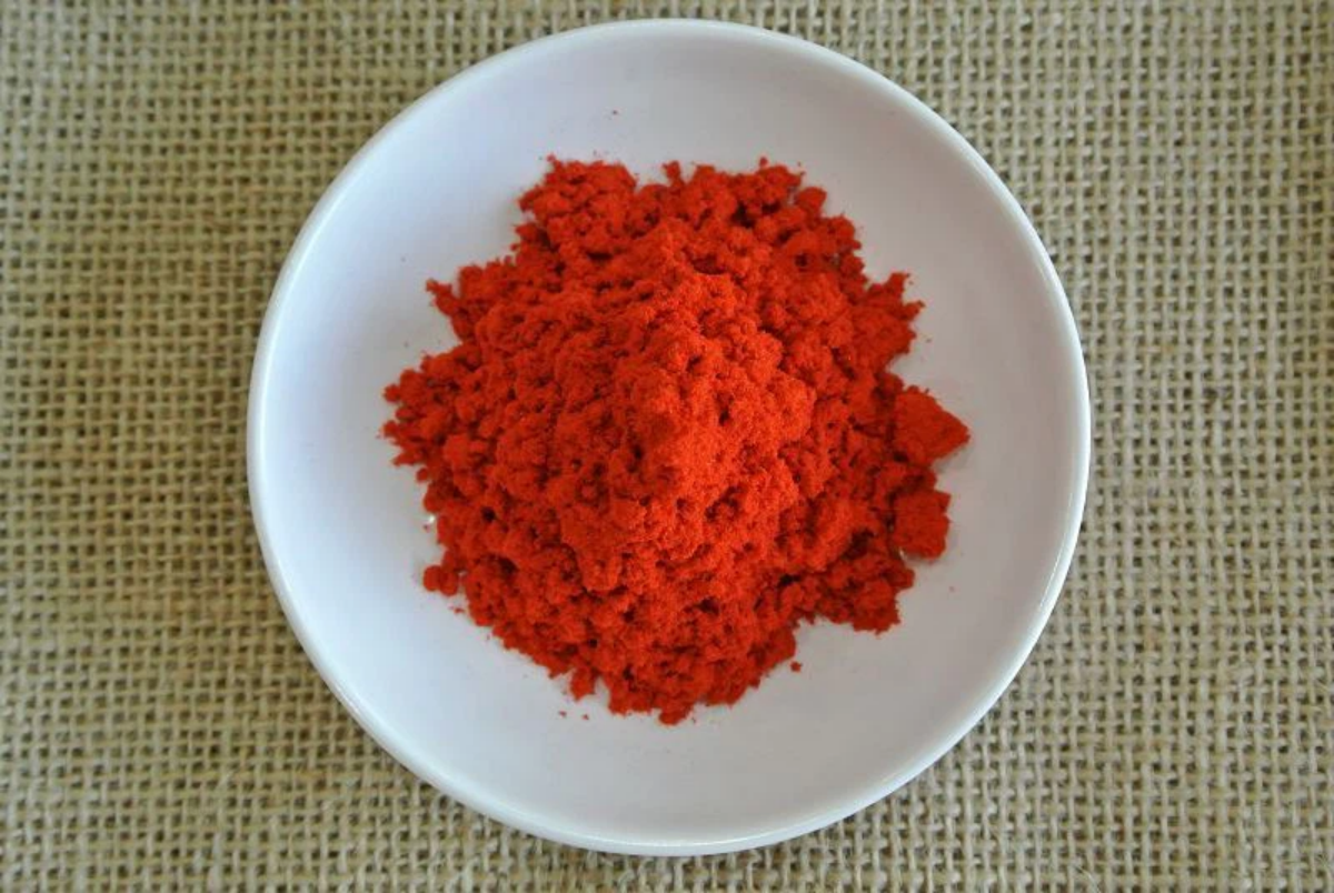 Solvent Orange 60