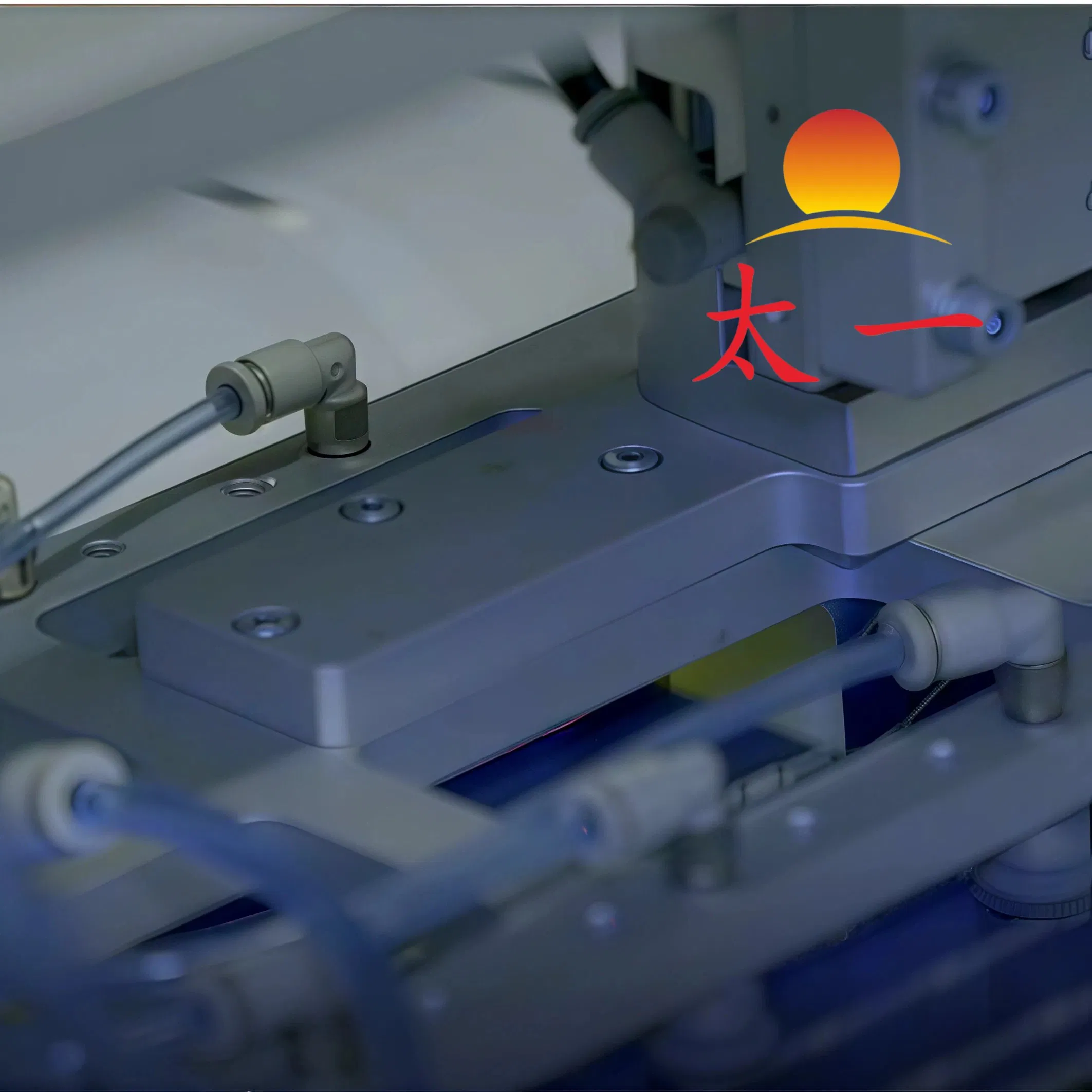 Low Frequency Solar 8kw 10kw 3pH MPPT Hybrid Inverter Price with WiFi