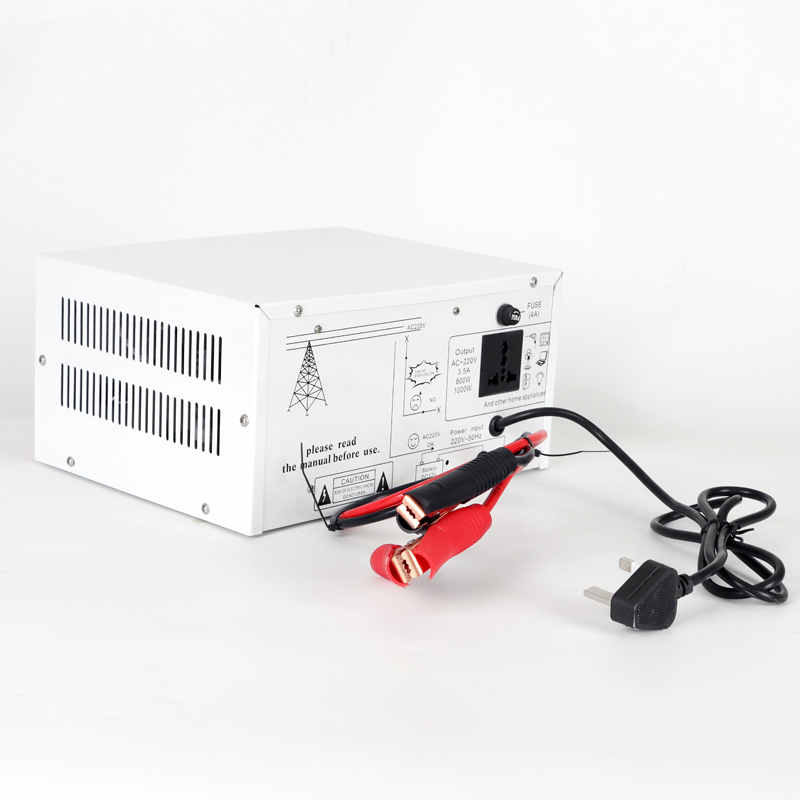 Intelligent Modified Sine Wave Inverter with Charger 12V 220V Power Inverter
