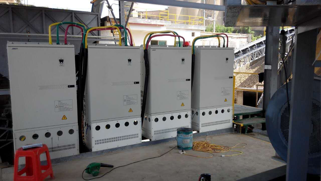 Ausenist Hybrid Inverter Jt550 Series off Grid Inverter 5000W Low Frequency with Lithium Aluminium Battery Solar Panels 350 Watt VFD