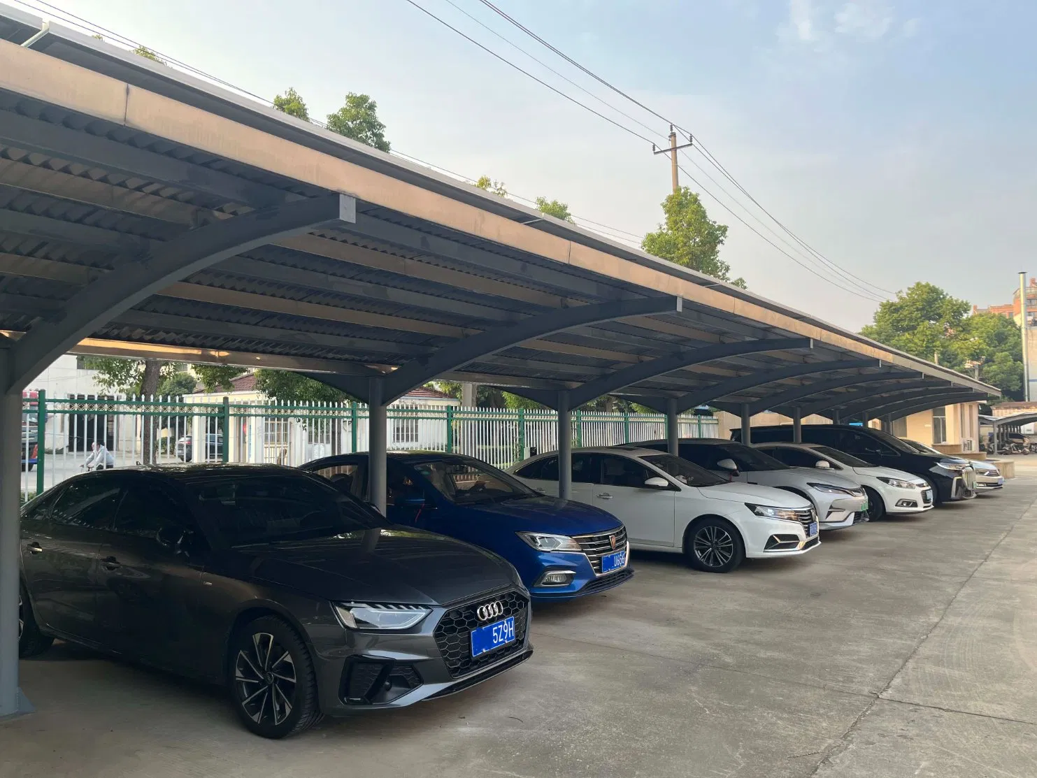 All-in-One Compact 7kw Home EV Charger with Hybrid Solar Inverter Ess