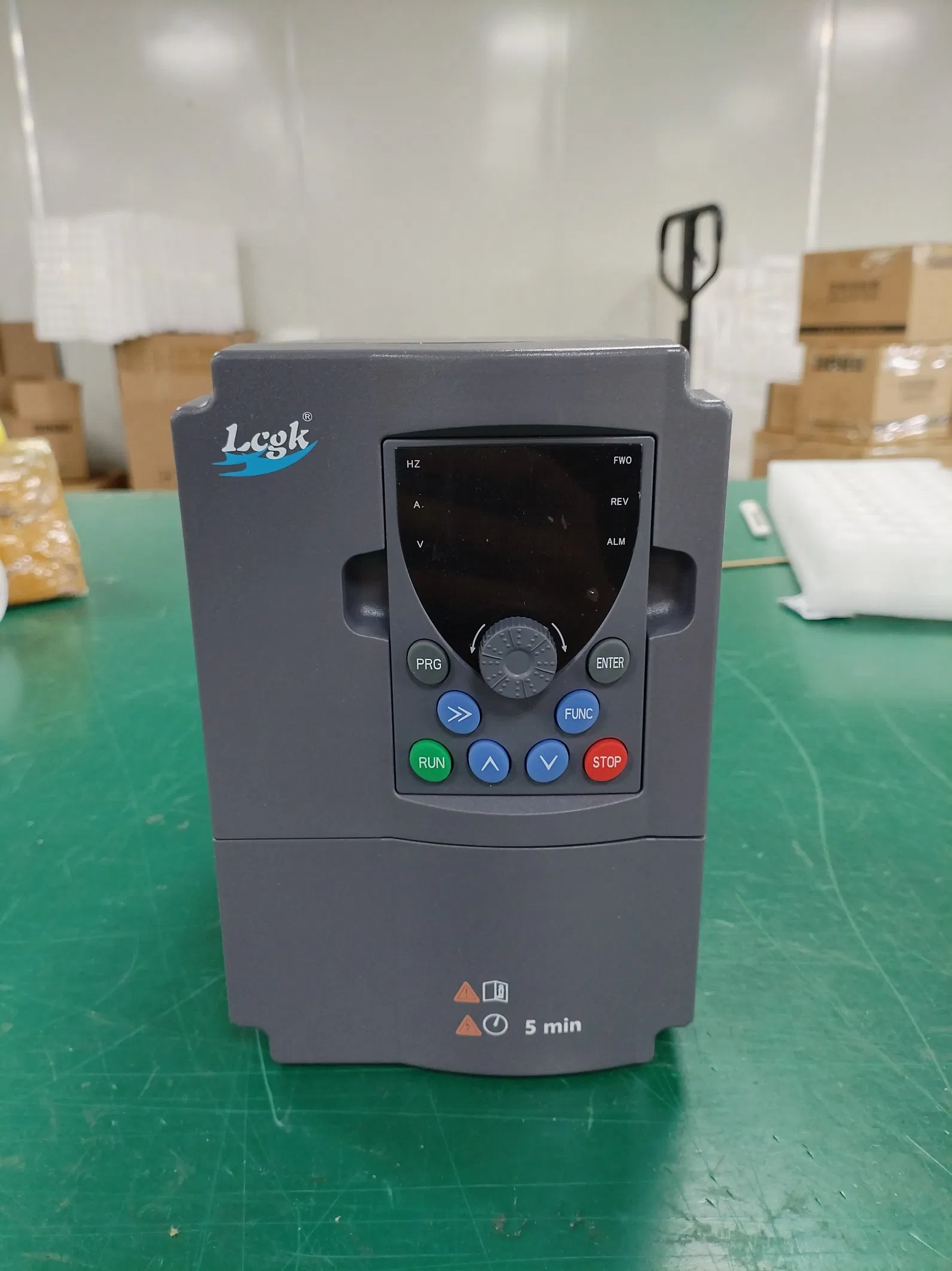 Premium Frequency Inverter with V/F Control for Industrial Solutions