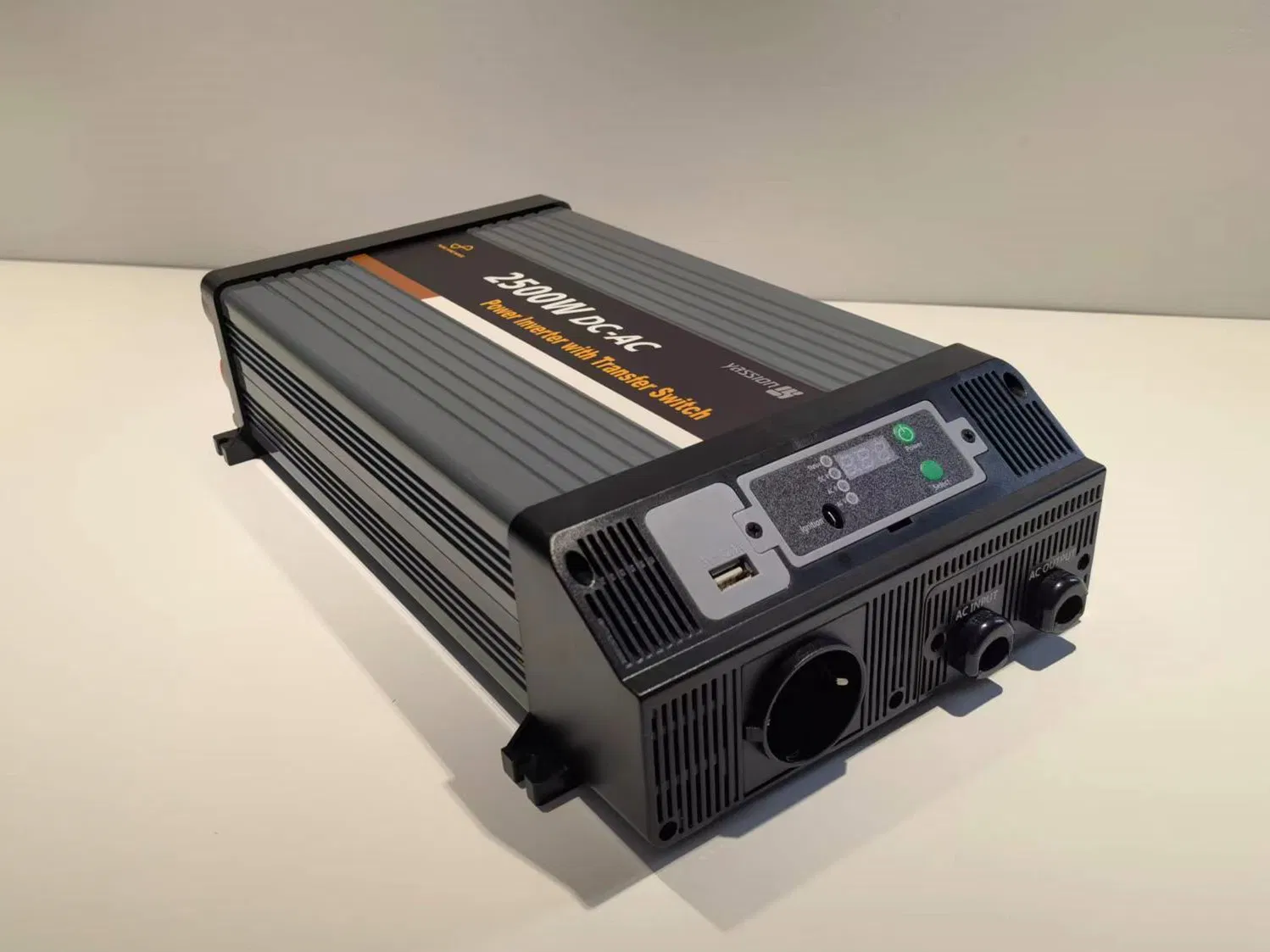 12V 24V 2500W Pure Sine Wave Inverter with Removable Remote