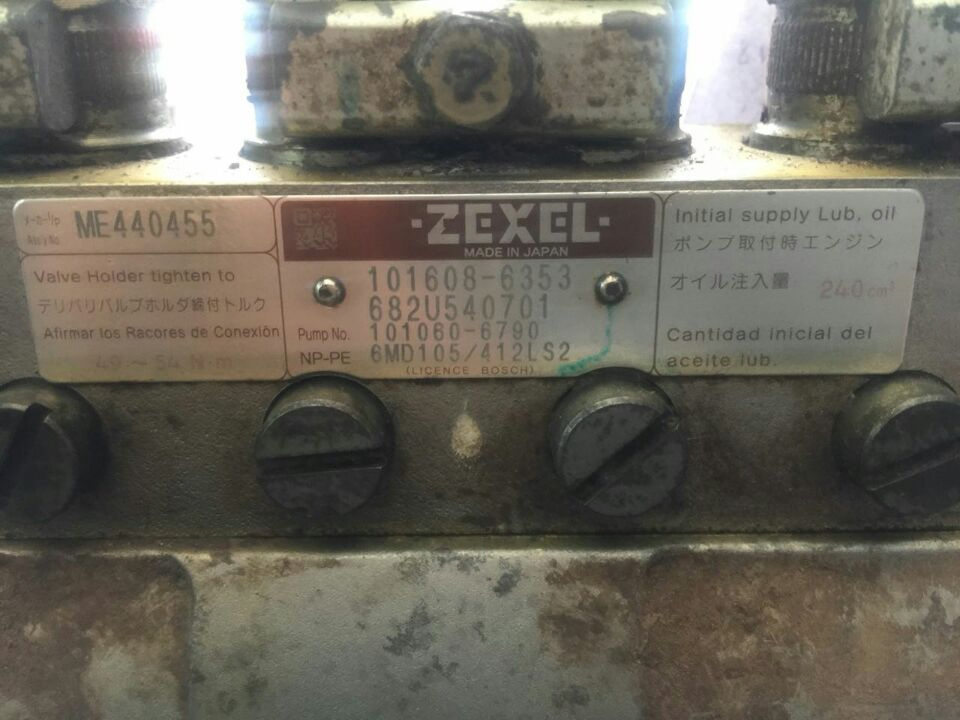 Excavator Parts High Pressure Diesel Injector Fuel Injection Pump HD1430-3 Zexel Me440455